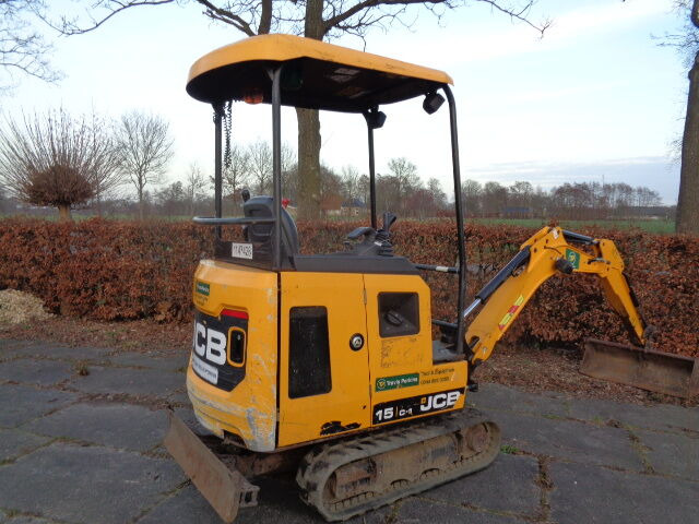 JCB 15C - Mini escavadeira: foto 4 JCB 15C - Mini escavadeira: foto 4