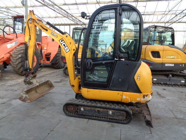 JCB 8018 - Mini escavadeira: foto 1 JCB 8018 - Mini escavadeira: foto 1