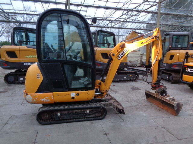 JCB 8018 - Mini escavadeira: foto 3 JCB 8018 - Mini escavadeira: foto 3