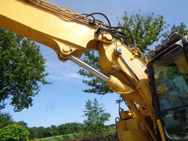 Komatsu PC228uslc-8 - Escavadora de rastos: foto 5 Komatsu PC228uslc-8 - Escavadora de rastos: foto 5