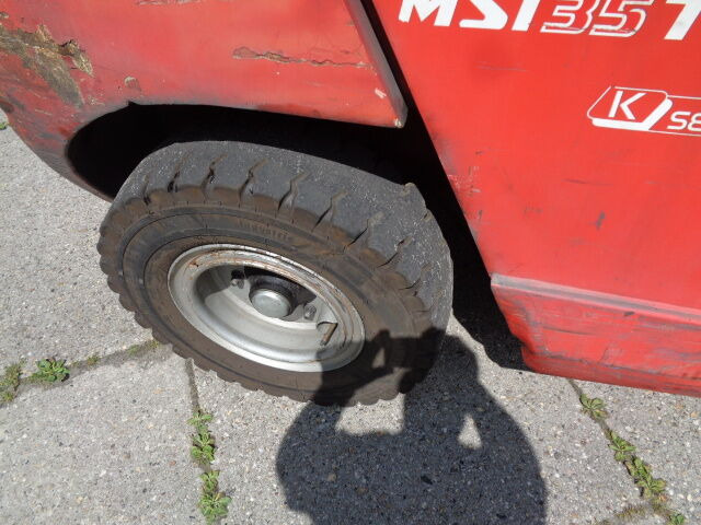 Locação de  Manitou MSI 35 Manitou MSI 35: foto 16