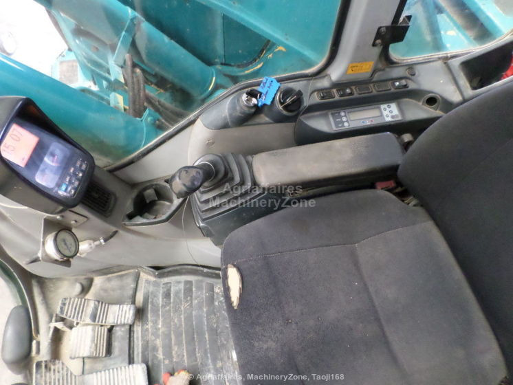 New Holland Kobelco Kobelco E 235 BSR-2 E 235 BSR-2 - Escavadora de rastos: foto 4 New Holland Kobelco Kobelco E 235 BSR-2 E 235 BSR-2 - Escavadora de rastos: foto 4