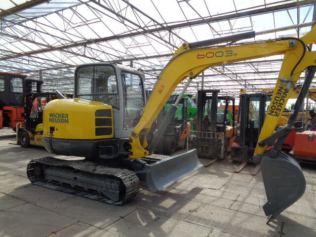 WACKER NEUSON 6003 - Escavadora de rastos: foto 1 WACKER NEUSON 6003 - Escavadora de rastos: foto 1