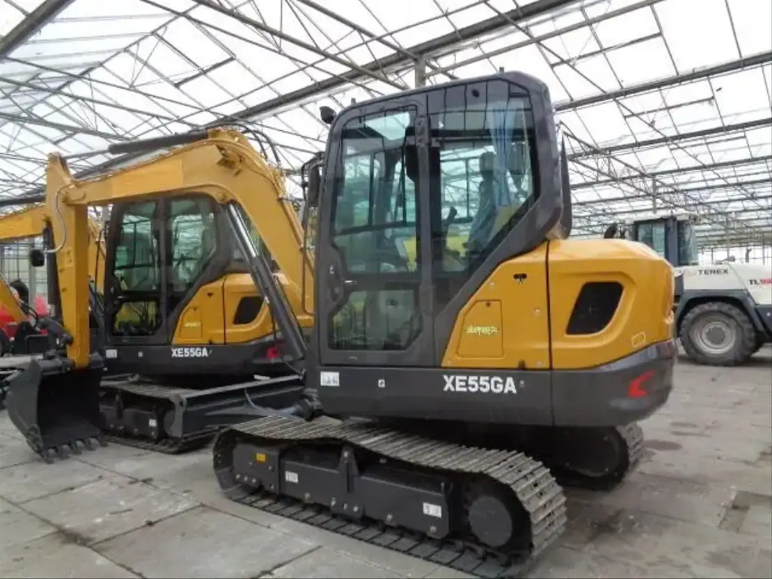 XCMG XE55GA - Escavadora de rastos: foto 1 XCMG XE55GA - Escavadora de rastos: foto 1