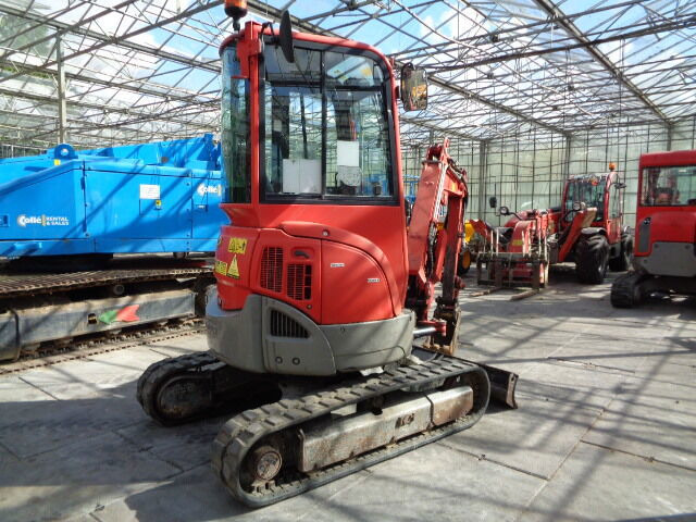 Yanmar VIO 25-4 - Mini escavadeira: foto 3 Yanmar VIO 25-4 - Mini escavadeira: foto 3