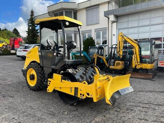Bomag BW 124 PDH-5 - Maquina para lavrar a terra: foto 2 Bomag BW 124 PDH-5 - Maquina para lavrar a terra: foto 2