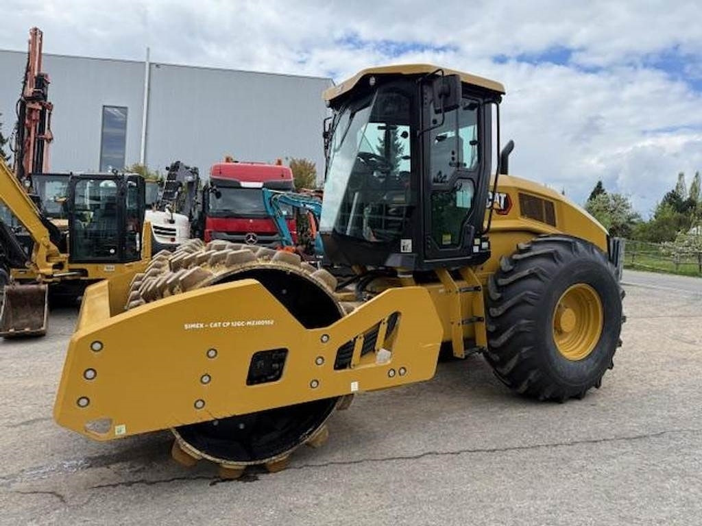 CAT CP12 GC - Rolo: foto 1 CAT CP12 GC - Rolo: foto 1