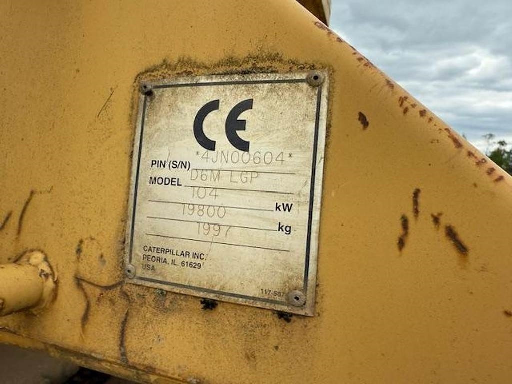 CAT D6M LGP - Buldôzer: foto 5 CAT D6M LGP - Buldôzer: foto 5