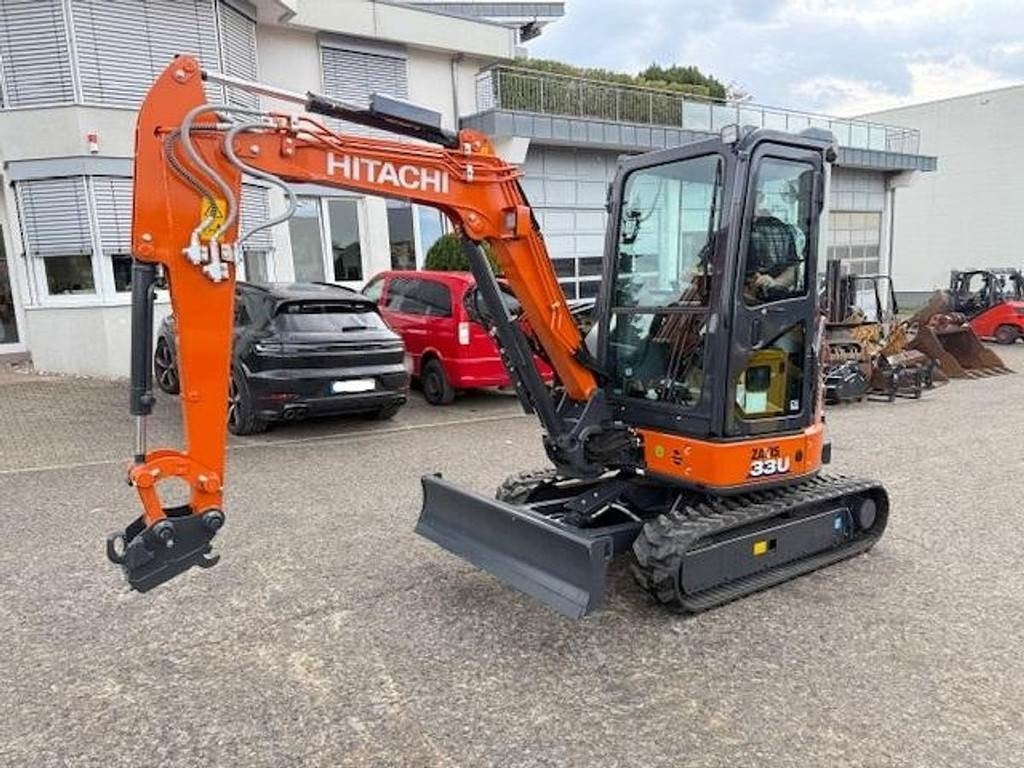 Hitachi ZX33U-6 - Mini escavadeira: foto 3 Hitachi ZX33U-6 - Mini escavadeira: foto 3