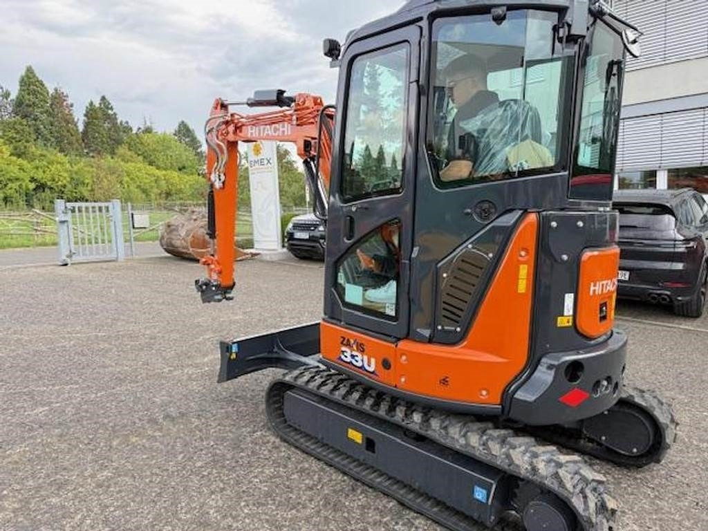 Hitachi ZX33U-6 - Mini escavadeira: foto 4 Hitachi ZX33U-6 - Mini escavadeira: foto 4