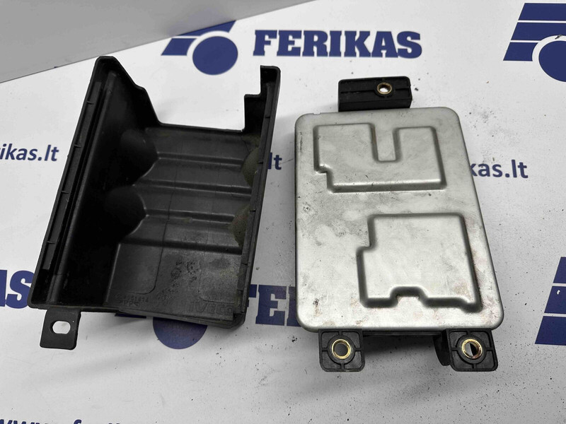 Bosch Stralis frame control unit - Centralina electrónica de Caminhão: foto 2 Bosch Stralis frame control unit - Centralina electrónica de Caminhão: foto 2