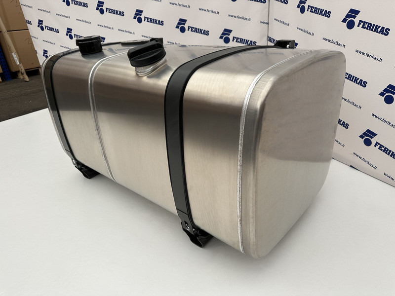 Combined oil fuel tank 200L oil tank 285L fuel tank 620x675x1250 - Tanque hidráulico de Caminhão: foto 3 Combined oil fuel tank 200L oil tank 285L fuel tank 620x675x1250 - Tanque hidráulico de Caminhão: foto 3