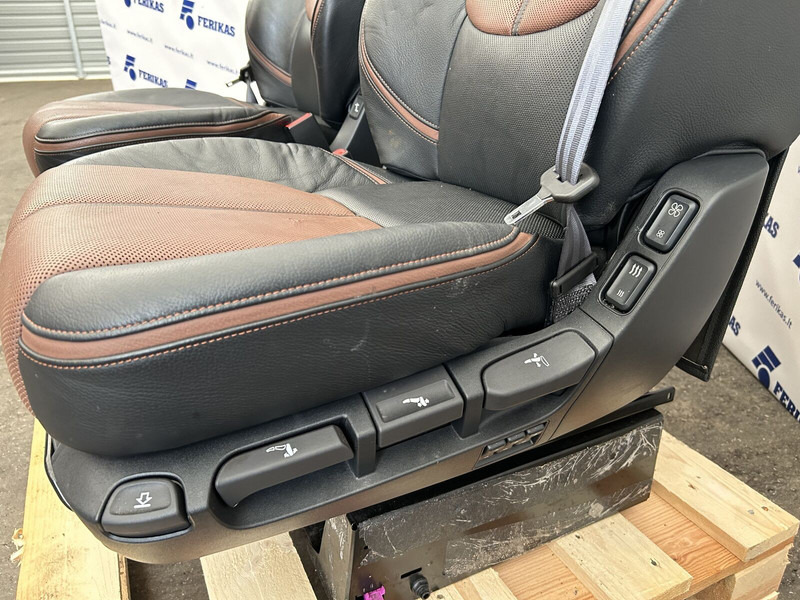 DAF driver and passenger seat set - Banco de Caminhão: foto 5 DAF driver and passenger seat set - Banco de Caminhão: foto 5