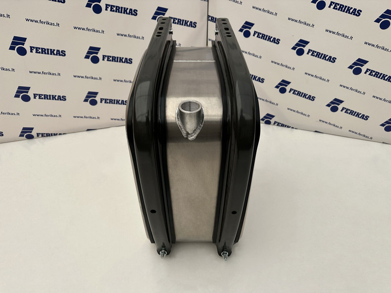 Hydraulic aluminum oil tank 120L - Tanque hidráulico de Caminhão: foto 5 Hydraulic aluminum oil tank 120L - Tanque hidráulico de Caminhão: foto 5