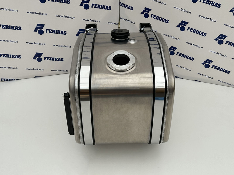 Hydraulic aluminum oil tank 150L - Tanque hidráulico de Caminhão: foto 2 Hydraulic aluminum oil tank 150L - Tanque hidráulico de Caminhão: foto 2