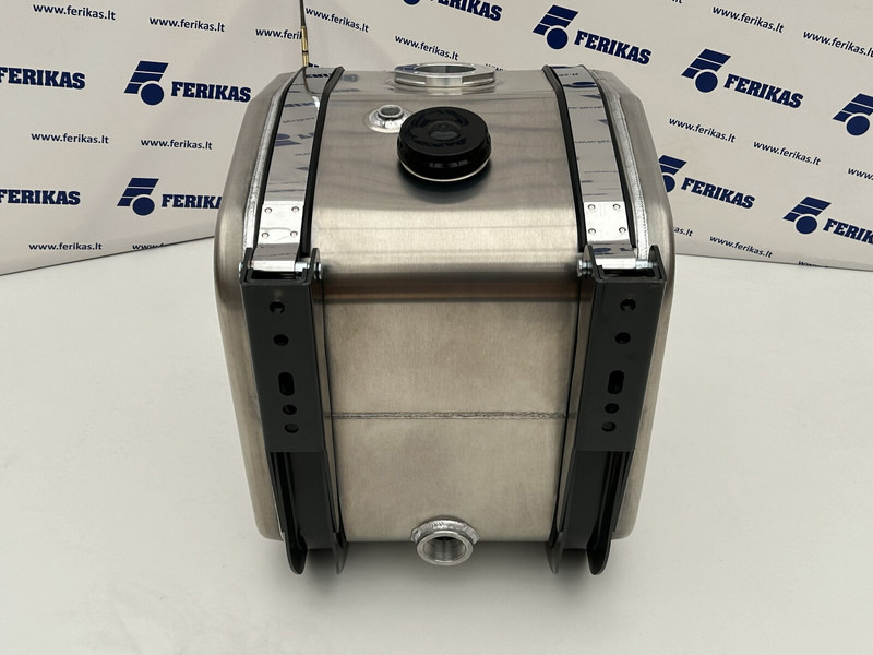 Hydraulic aluminum oil tank 150L - Tanque hidráulico de Caminhão: foto 4 Hydraulic aluminum oil tank 150L - Tanque hidráulico de Caminhão: foto 4