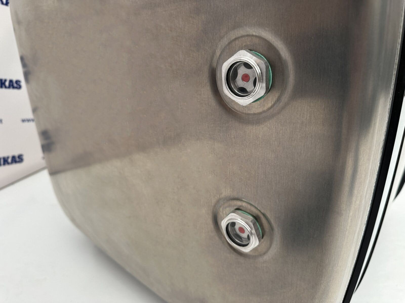 Hydraulic aluminum oil tank 200L - Tanque hidráulico de Caminhão: foto 4 Hydraulic aluminum oil tank 200L - Tanque hidráulico de Caminhão: foto 4