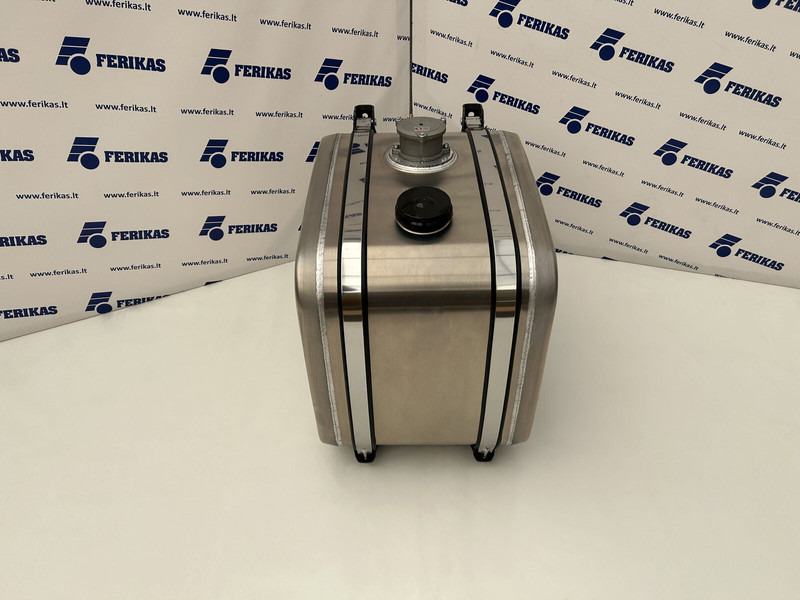 Hydraulic aluminum oil tank 200L - Tanque hidráulico de Caminhão: foto 1 Hydraulic aluminum oil tank 200L - Tanque hidráulico de Caminhão: foto 1