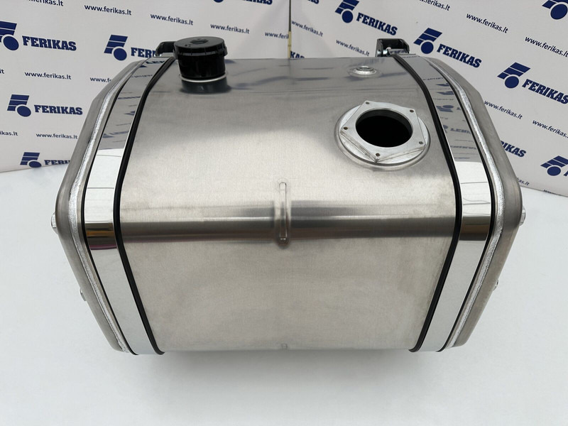 Hydraulic aluminum oil tank 250L - Tanque hidráulico de Caminhão: foto 1 Hydraulic aluminum oil tank 250L - Tanque hidráulico de Caminhão: foto 1