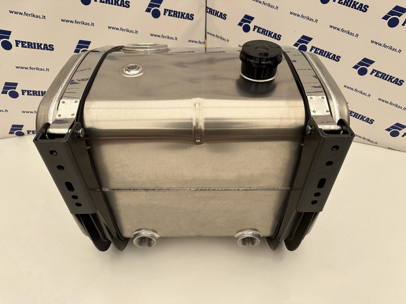 Hydraulic aluminum oil tank 250L - Tanque hidráulico de Caminhão: foto 4 Hydraulic aluminum oil tank 250L - Tanque hidráulico de Caminhão: foto 4