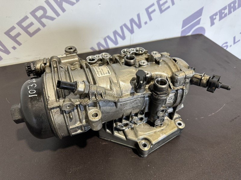 MAHLE ORIGINAL MP4 - Filtro de combustível de Caminhão: foto 1 MAHLE ORIGINAL MP4 - Filtro de combustível de Caminhão: foto 1