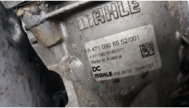 Mercedes-Benz Actros - Filtro de combustível de Caminhão: foto 4 Mercedes-Benz Actros - Filtro de combustível de Caminhão: foto 4