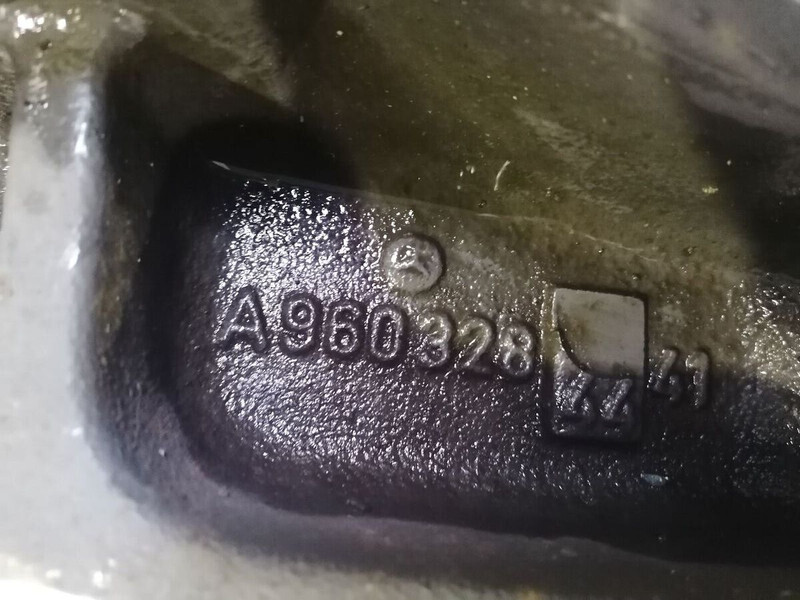 Mercedes-Benz Actros mp4 - Suspensão de Caminhão: foto 3 Mercedes-Benz Actros mp4 - Suspensão de Caminhão: foto 3