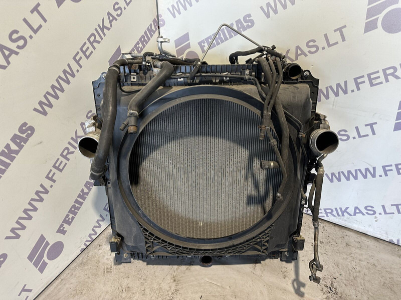 Mercedes-Benz radiator set - Radiador de Caminhão: foto 4 Mercedes-Benz radiator set - Radiador de Caminhão: foto 4