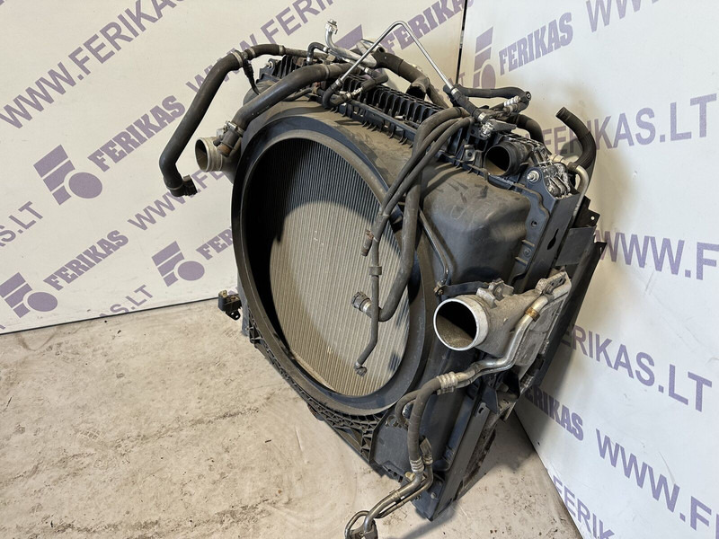 Mercedes-Benz radiator set - Radiador de Caminhão: foto 5 Mercedes-Benz radiator set - Radiador de Caminhão: foto 5