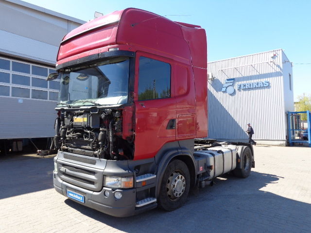 Scania R for parts : engines, gearboxes, cabins, differentials, axles, - Cabine e interior de Caminhão: foto 1 Scania R for parts : engines, gearboxes, cabins, differentials, axles, - Cabine e interior de Caminhão: foto 1