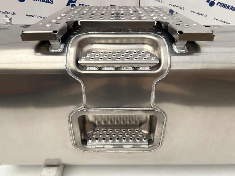 Tanque de combustível de Caminhão nuevo Volvo New aluminum fuel tank 700L: foto 6