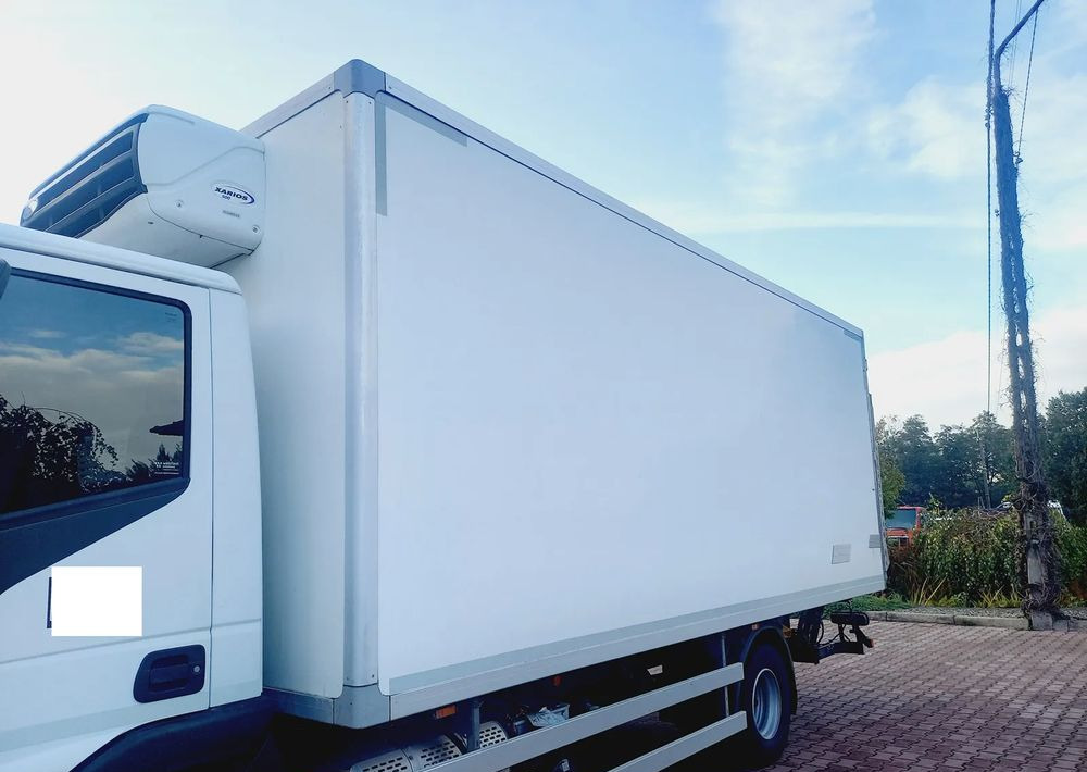 Inny ZABUDOWA CHŁODNIA 5.80 AGREGAT CARRIER 500 - Carroçaria - frigorífico: foto 2 Inny ZABUDOWA CHŁODNIA 5.80 AGREGAT CARRIER 500 - Carroçaria - frigorífico: foto 2