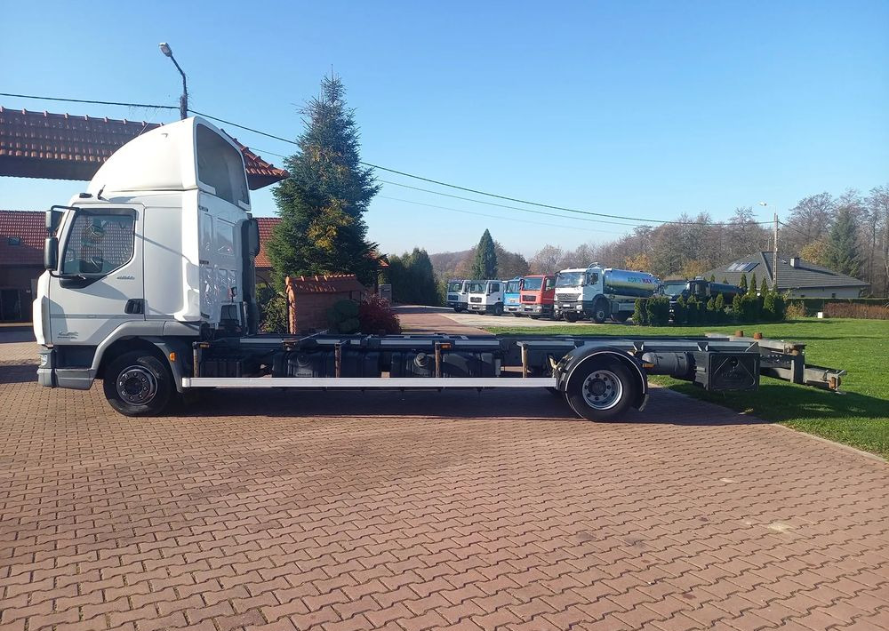 DAF 45 - Máquina de outro: foto 3 DAF 45 - Máquina de outro: foto 3