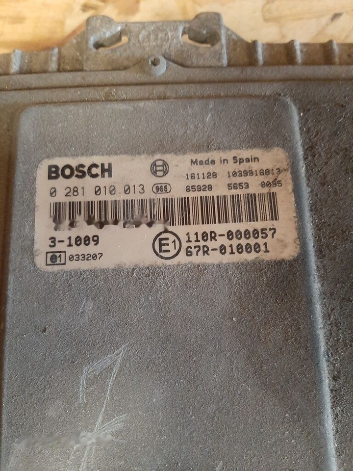 Bosch 0 281 010 013 - Centralina electrónica de Ônibus: foto 1 Bosch 0 281 010 013 - Centralina electrónica de Ônibus: foto 1