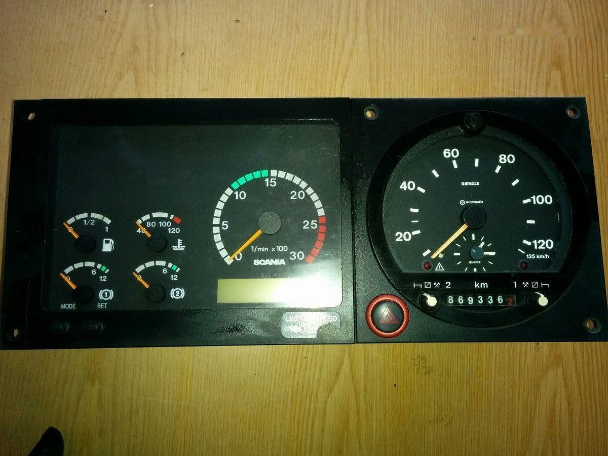 Painel de instrumentos de Ônibus IVECO Mobitec LG2010000-000 Lawo D-76437 .Hanover OL020A.1780556(18568   IVECO Volvo, Mercedes: foto 14