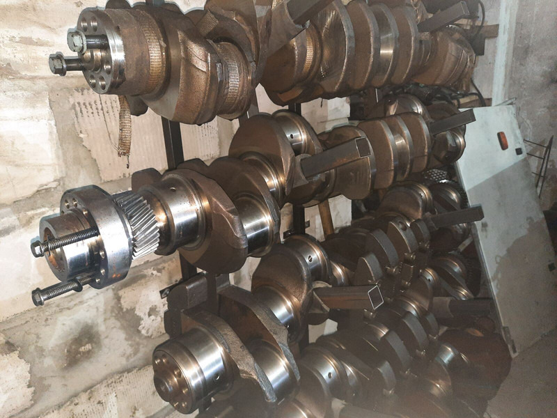 Locação de MAN Cummens d2876 / D12C/ D12A/ OM457. OM447. MAN Cummens d2876 / D12C/ D12A/ OM457. OM447.: foto 11