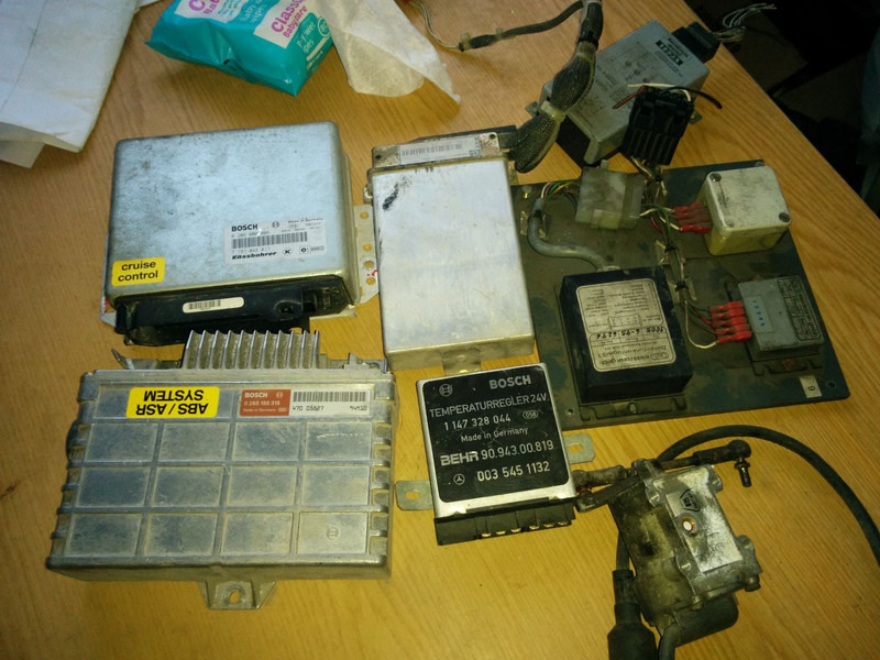 MAN Intarder EST-32 ZF-6009058022 - Centralina electrónica: foto 4 MAN Intarder EST-32 ZF-6009058022 - Centralina electrónica: foto 4