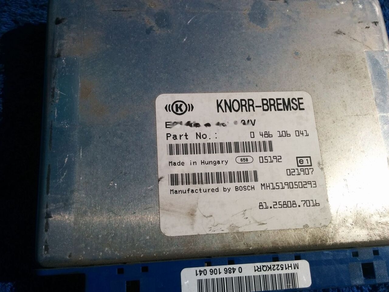 MAN WABCO ECU ZBR2 / 81.25806.7096. 4462100070 MAN CYTI - Centralina electrónica de Ônibus: foto 1 MAN WABCO ECU ZBR2 / 81.25806.7096. 4462100070 MAN CYTI - Centralina electrónica de Ônibus: foto 1