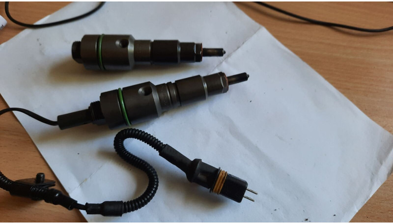 MAN мерседес -192NN9 - Filtro de combustível: foto 2 MAN мерседес -192NN9 - Filtro de combustível: foto 2