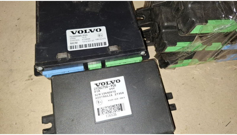 Volvo 23499009 - Centralina electrónica: foto 4 Volvo 23499009 - Centralina electrónica: foto 4