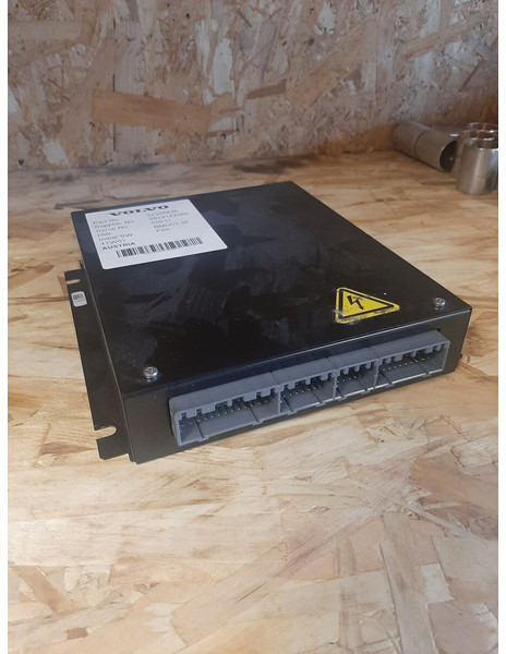 Volvo - Centralina electrónica: foto 2 Volvo - Centralina electrónica: foto 2