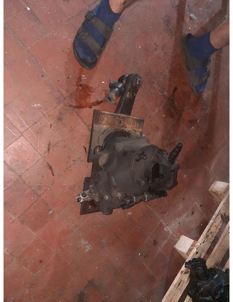 Volvo Scania Irizar. MAN. - Caixa de direção: foto 2 Volvo Scania Irizar. MAN. - Caixa de direção: foto 2