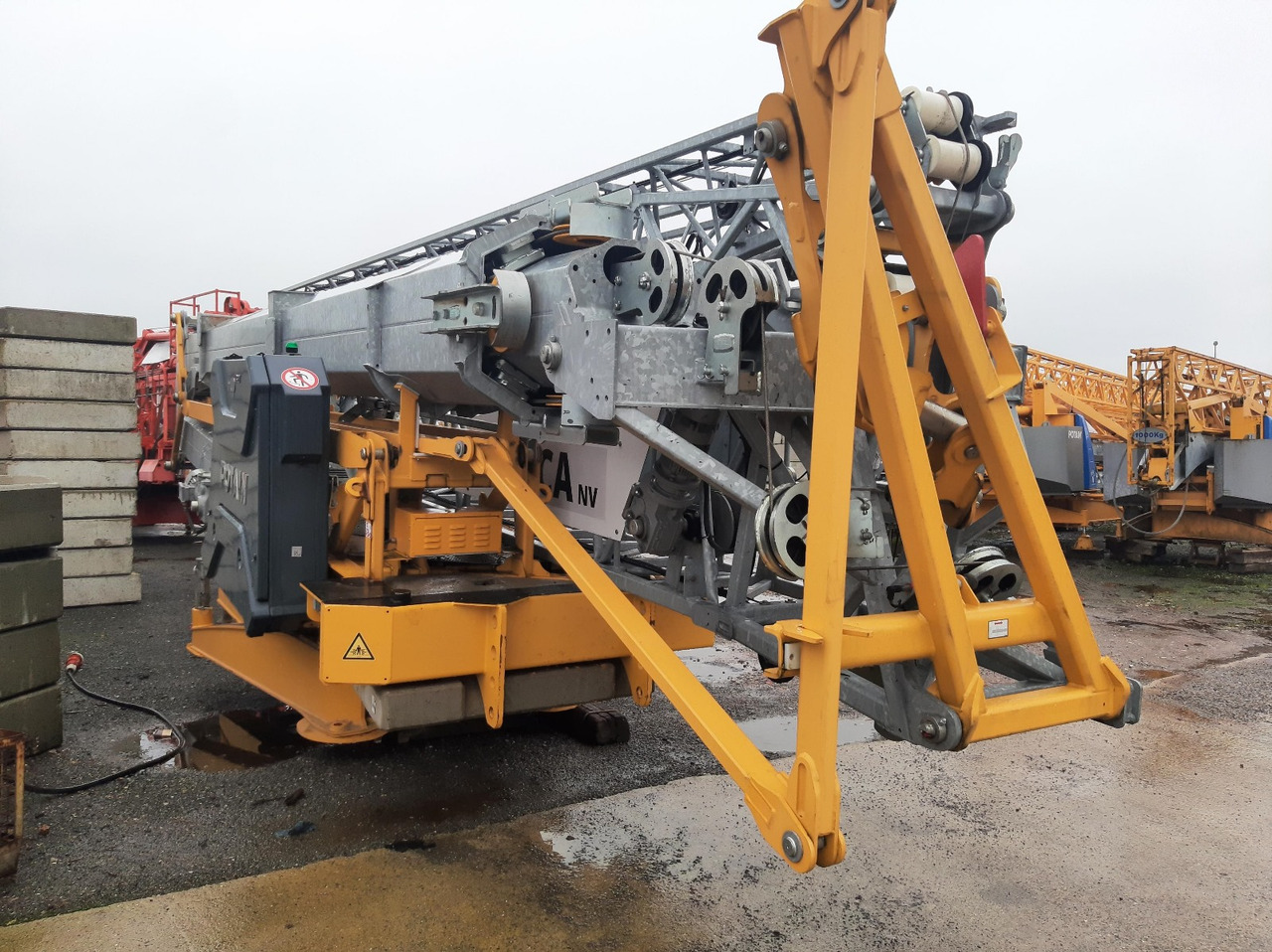 Potain HUP 32-27 - Grua automontante: foto 3 Potain HUP 32-27 - Grua automontante: foto 3