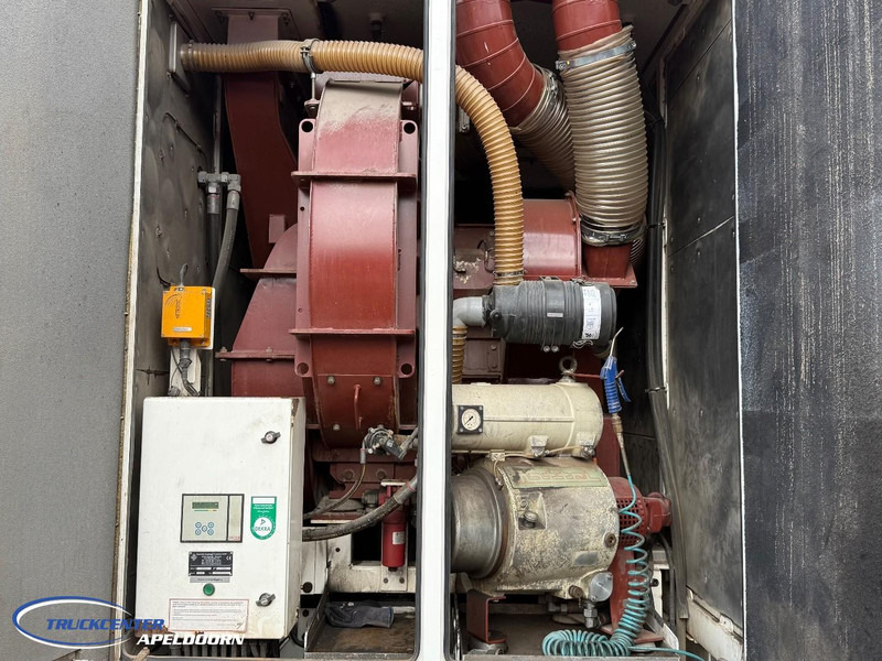 Caminhão limpa fossa MAN TGS 35.480 RSP Saugbagger, 8x4, Euro 5, Handgeschakeld: foto 7