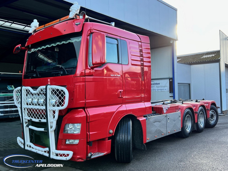 MAN TGX 35.500 8x4, Joab, Bullbar, Custom interieur - Caminhão polibenne: foto 3 MAN TGX 35.500 8x4, Joab, Bullbar, Custom interieur - Caminhão polibenne: foto 3