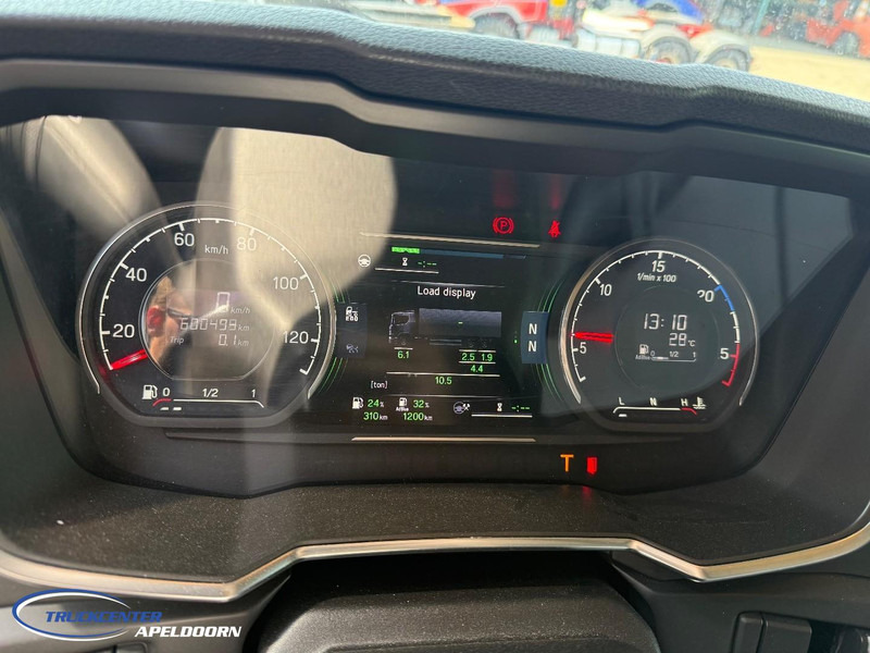 Caminhão chassi Scania R650 V8 NGS 6x4, Standclima, Retarder, PTO, 9000 Vooras: foto 7 Caminhão chassi Scania R650 V8 NGS 6x4, Standclima, Retarder, PTO, 9000 Vooras: foto 7