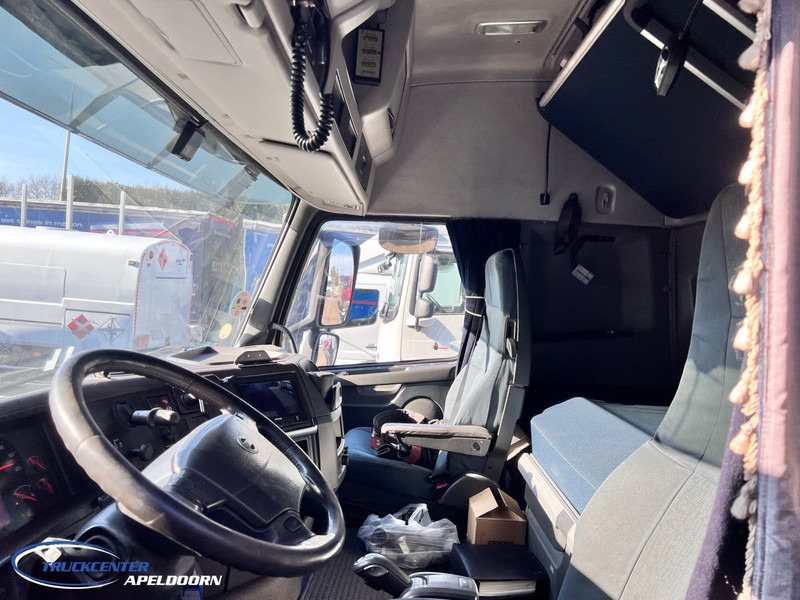 Volvo FH 440 HIAB 800 E4, 8x2 - Caminhão grua: foto 5 Volvo FH 440 HIAB 800 E4, 8x2 - Caminhão grua: foto 5