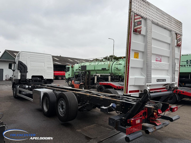 Volvo FM 410 379000 km, 6x2, Globetrotter - Caminhão chassi: foto 4 Volvo FM 410 379000 km, 6x2, Globetrotter - Caminhão chassi: foto 4