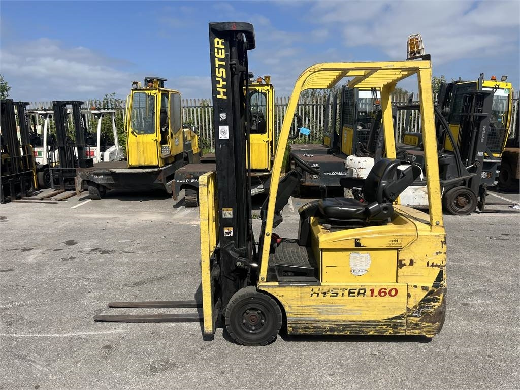 Hyster J1.60XMT - Empilhadeira elétrica: foto 1 Hyster J1.60XMT - Empilhadeira elétrica: foto 1