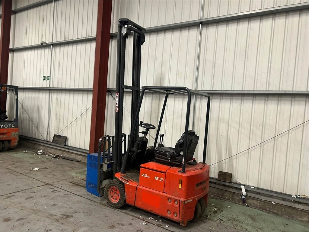 Linde E12Z-02 - Empilhadeira elétrica: foto 3 Linde E12Z-02 - Empilhadeira elétrica: foto 3